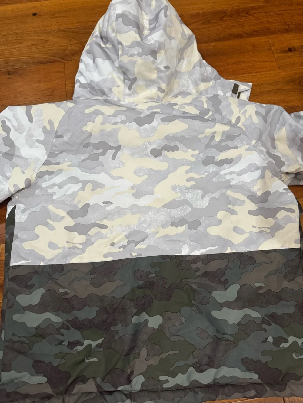 Swiss Tech Kids Two-Tone Camo Hooded Puffer Jacket - Gray, Cream & Green